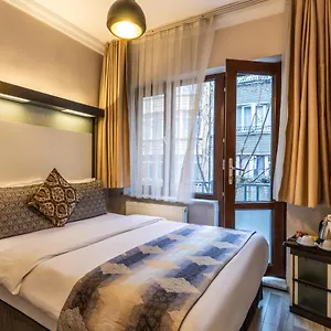 Hotel The Legend Platine